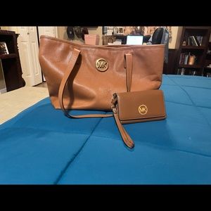 MK purse and wallet
